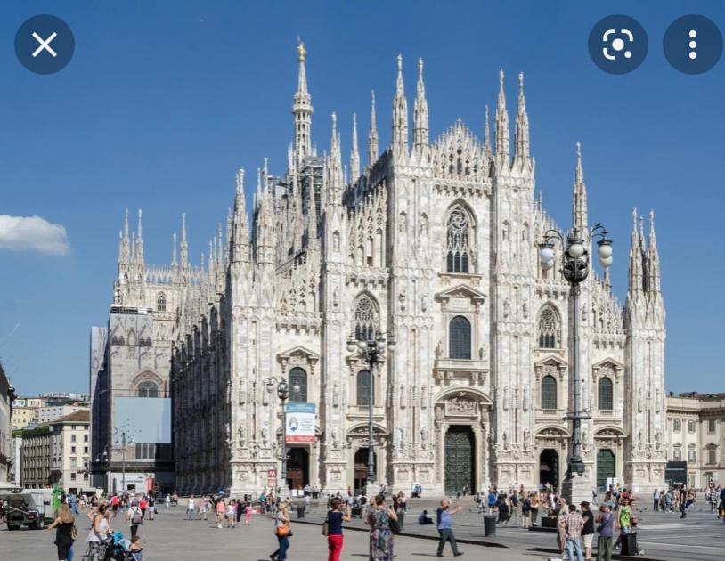 Milano: Incantevole Appartamento In Pieno Centro - Fancy Yellow Apartments Eksteriør billede