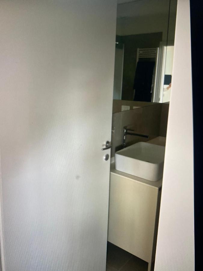 Milano: Incantevole Appartamento In Pieno Centro - Fancy Yellow Apartments Eksteriør billede