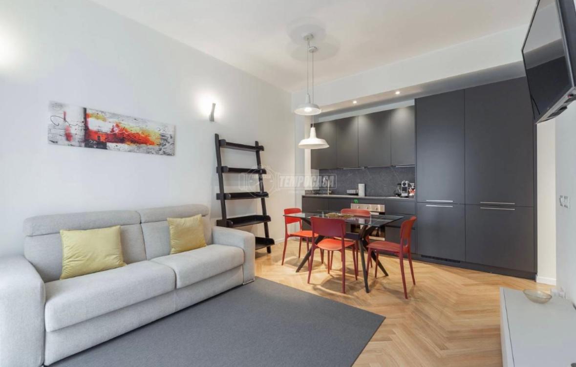 Milano: Incantevole Appartamento In Pieno Centro - Fancy Yellow Apartments Eksteriør billede